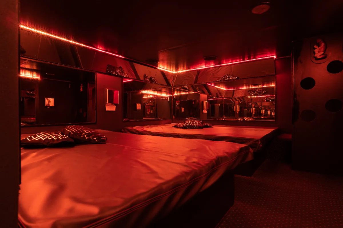 Club libertin Overside à Paris